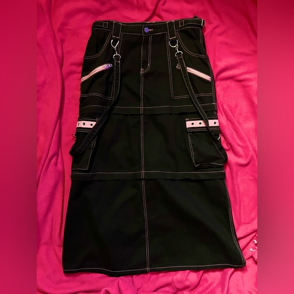 MY PINK & BLACK SKIRT COLLECTION POST💕🕷️ - Picture 4 of 4
